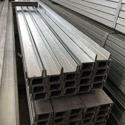 L'acciaio dell'OEM canalizza il tondino di ferro del metallo preverniciato superficie galvanizzata dello zinco per costruire