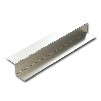 Scanalatura a &quot;u&quot; laminata a caldo SS400 S235JR S355JR S355J2 di acciaio inossidabile per la costruzione della struttura